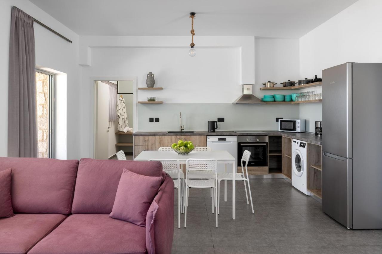Southrock Villas Lakhania Esterno foto