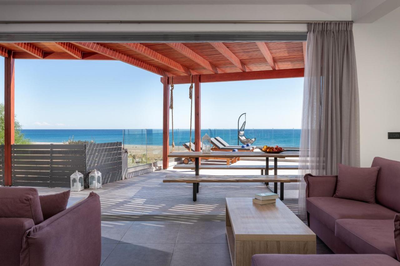 Southrock Villas Lakhania Esterno foto