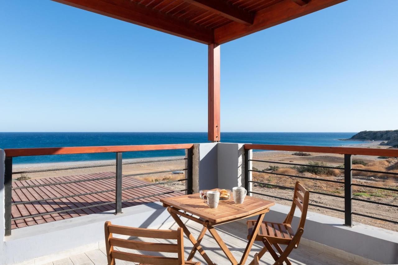 Southrock Villas Lakhania Esterno foto