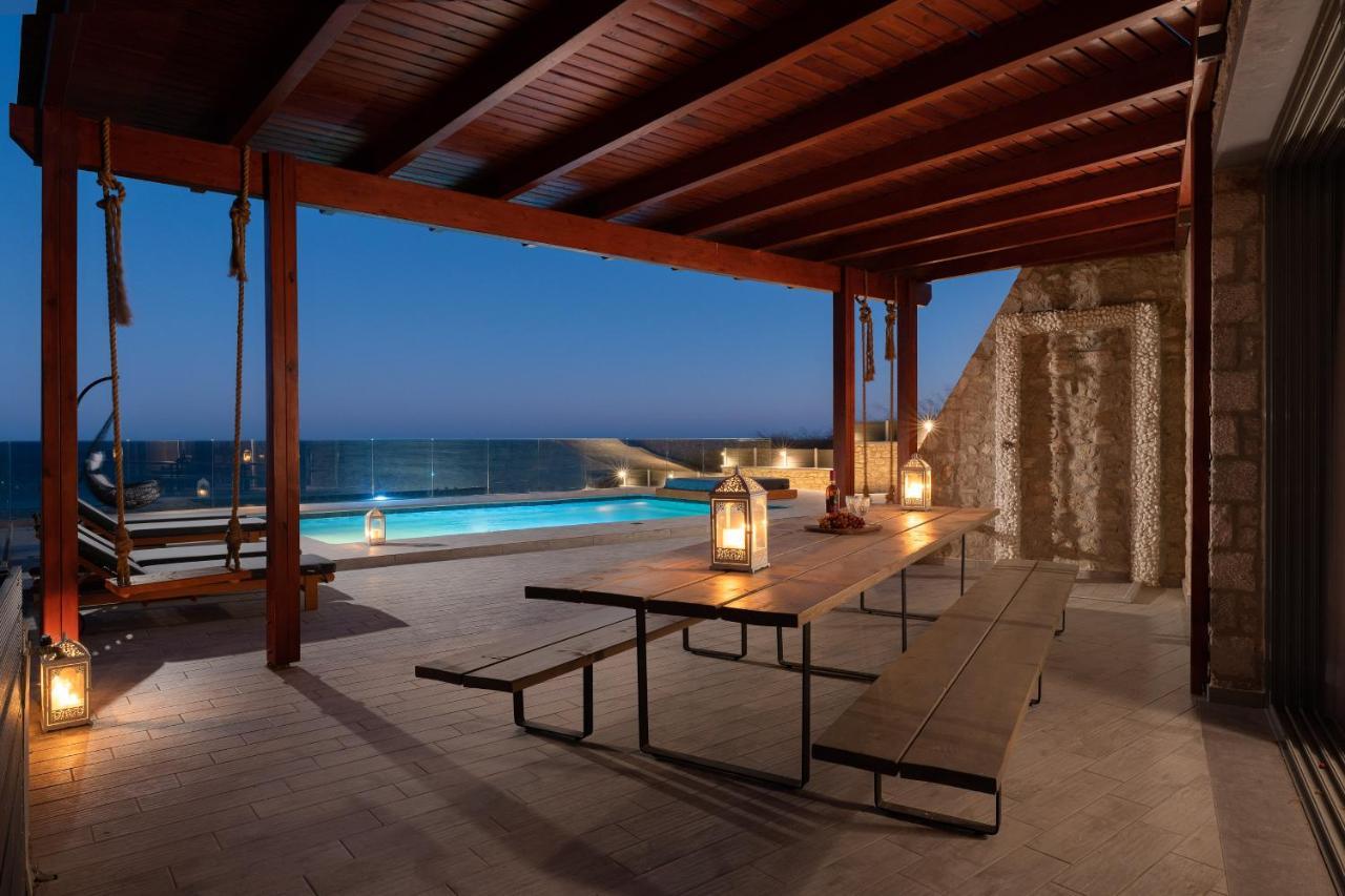 Southrock Villas Lakhania Esterno foto