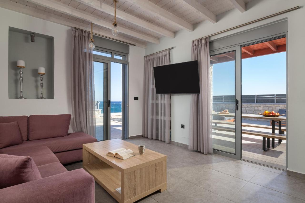 Southrock Villas Lakhania Esterno foto
